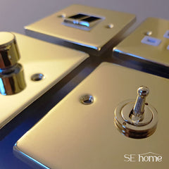 Polished Brass - White Inserts Polished Brass 2 Gang 13A DP Ingot 1 USB Twin Double Switched Plug Socket - White Trim